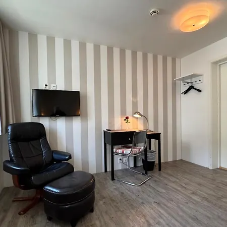 Jibben Hotel