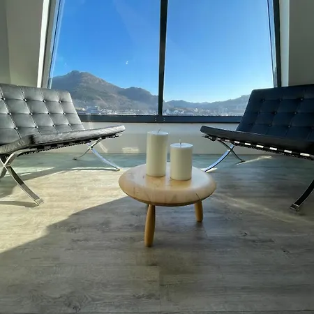 Jibben Hotel 3*