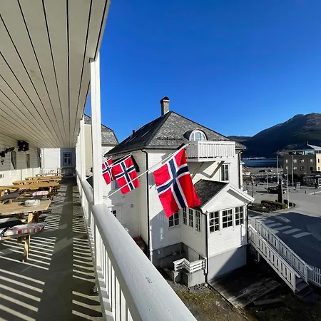Jibben Self-service Szálloda Måløy